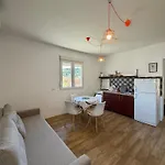 Entire Spacious With Free Parking Podgorica