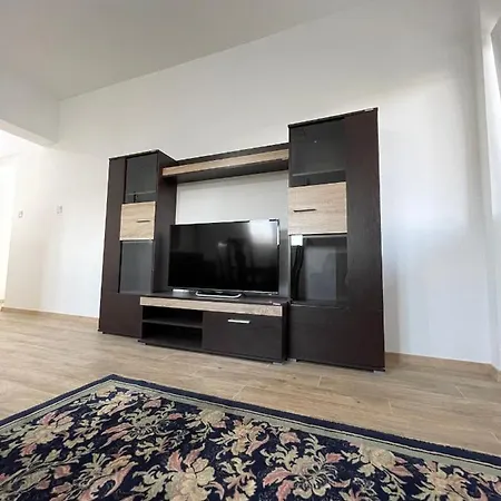 Entire Spacious With Free Parking *