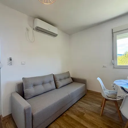 Entire Spacious With Free Parking Appartement