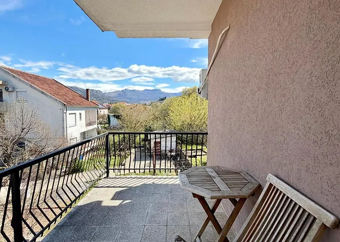 Appartement Entire Spacious With Free Parking *