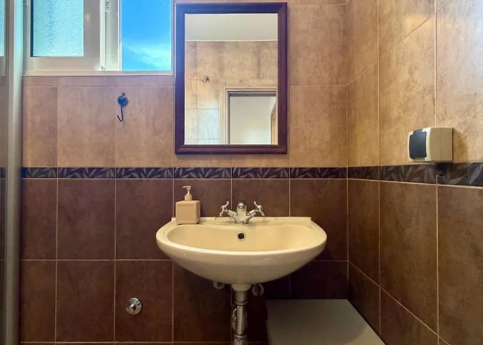 Appartement Entire Spacious With Free Parking Podgorica