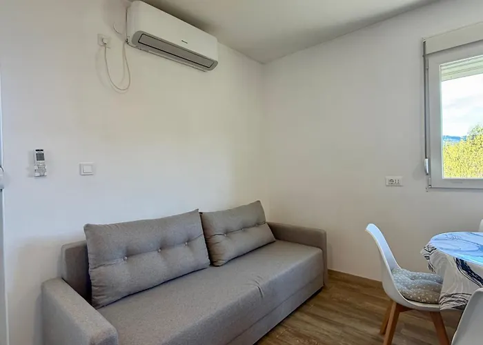 Entire Spacious With Free Parking Appartement